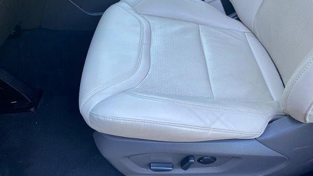2023 Ford Explorer Hybrid Platinum