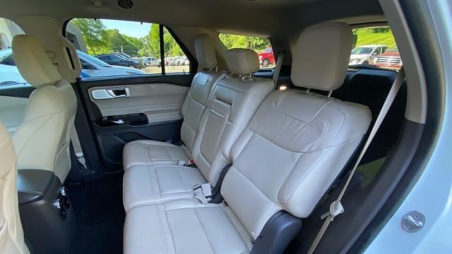 2023 Ford Explorer Hybrid Platinum