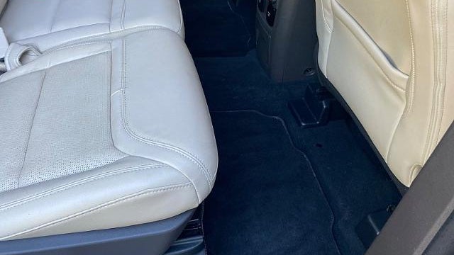 2023 Ford Explorer Hybrid Platinum