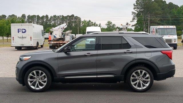 2023 Ford Explorer Hybrid Platinum