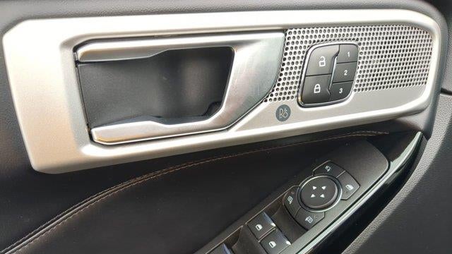2023 Ford Explorer Hybrid Platinum