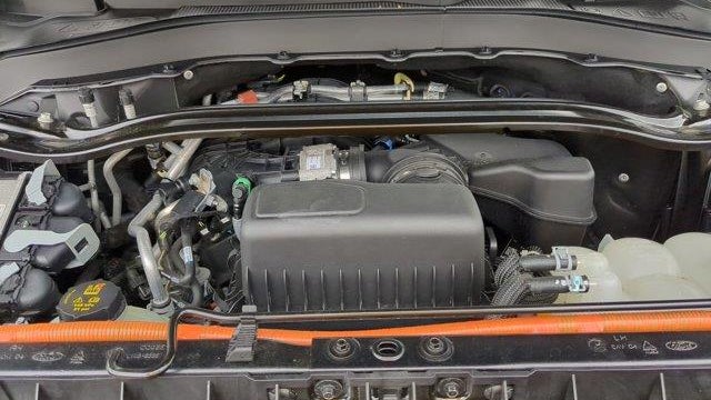 2023 Ford Explorer Hybrid Platinum