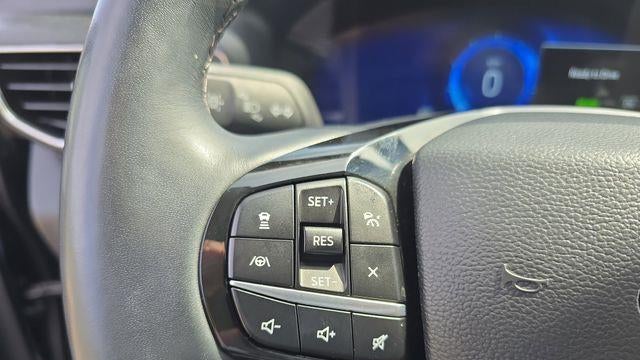 2023 Ford Explorer Hybrid Platinum
