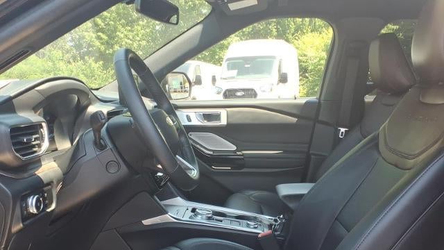 2023 Ford Explorer Hybrid Platinum