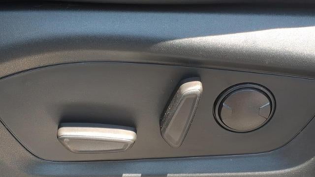 2023 Ford Explorer Hybrid Platinum