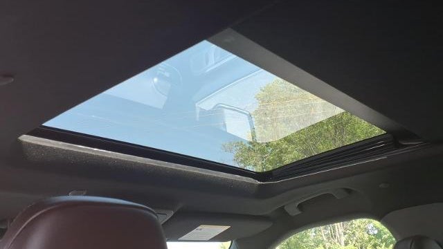 2023 Ford Explorer Hybrid Platinum