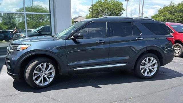 2022 Ford Explorer Hybrid Platinum