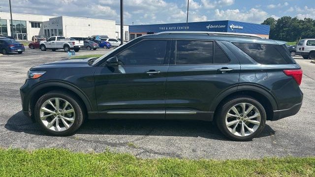 2022 Ford Explorer Hybrid Platinum