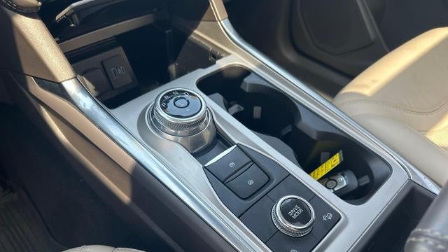 2022 Ford Explorer Hybrid Platinum