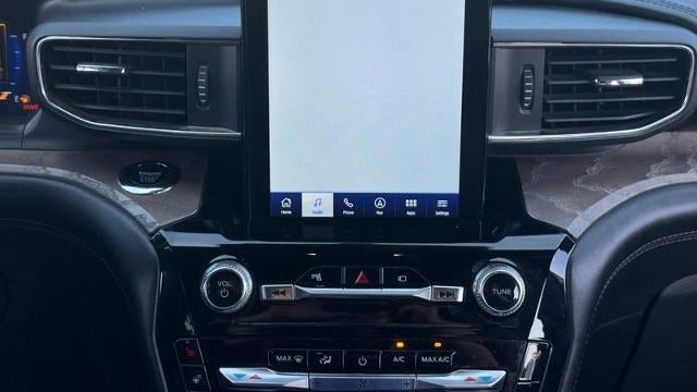 2022 Ford Explorer Hybrid Platinum