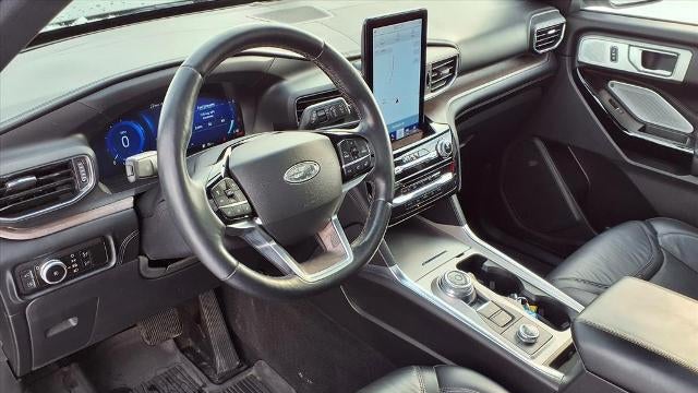 2023 Ford Explorer Hybrid Platinum