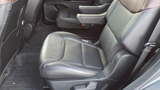 2023 Ford Explorer Hybrid Platinum