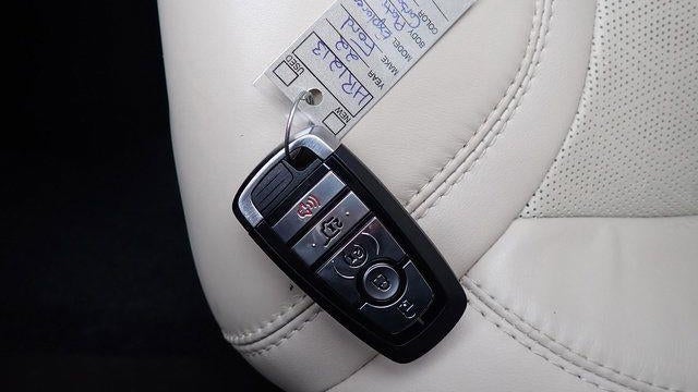 2022 Ford Explorer Hybrid Platinum