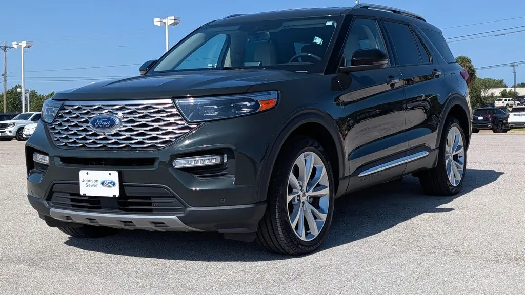 2022 Ford Explorer Hybrid Platinum