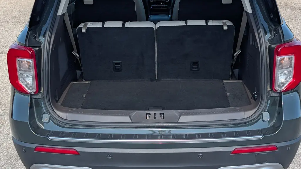 2022 Ford Explorer Hybrid Platinum