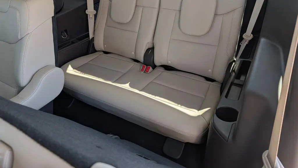 2022 Ford Explorer Hybrid Platinum