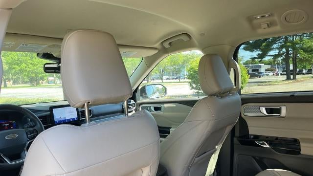 2023 Ford Explorer Hybrid Platinum