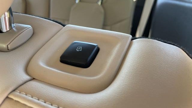 2023 Ford Explorer Hybrid Platinum