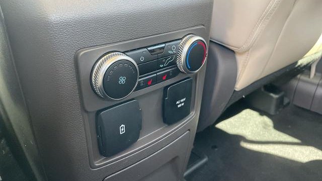 2023 Ford Explorer Hybrid Platinum