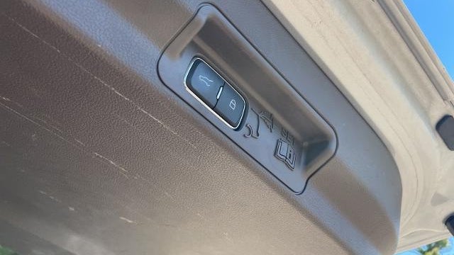 2023 Ford Explorer Hybrid Platinum