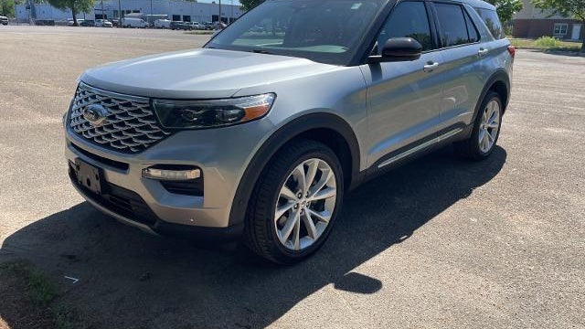 2023 Ford Explorer Hybrid Platinum