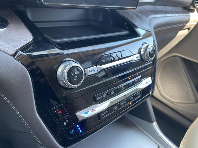 2023 Ford Explorer - $28,000