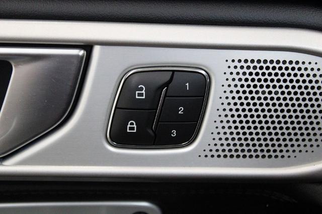 2022 Ford Explorer - $29,809