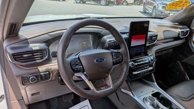 2023 Ford Explorer King Ranch