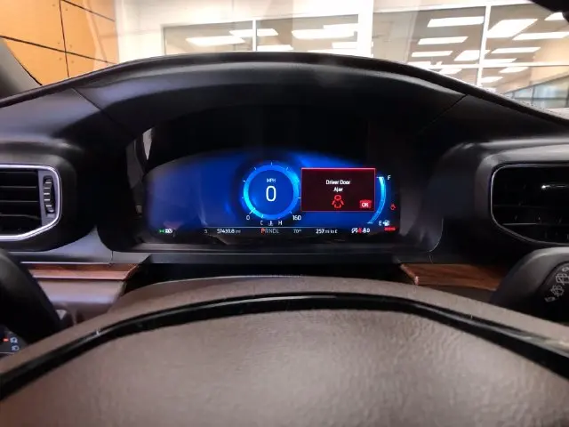 2022 Ford Explorer - $34,211