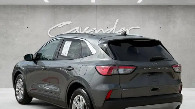 2021 Ford Escape Hybrid SE