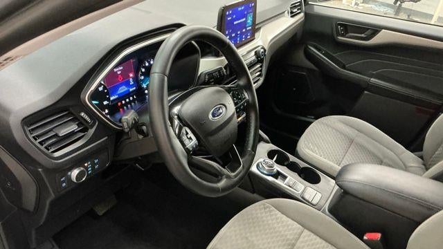 2022 Ford Escape Hybrid SE