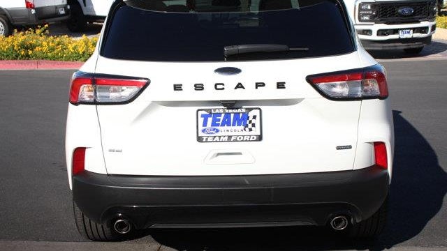 2022 Ford Escape Hybrid SE