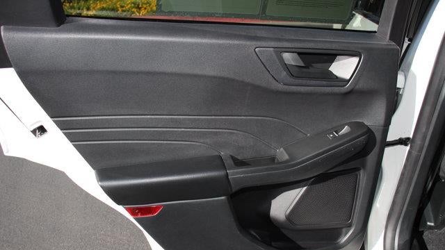 2022 Ford Escape Hybrid SE