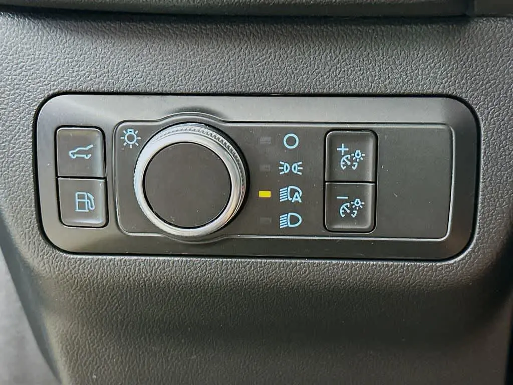 2021 Ford Escape - $17,282
