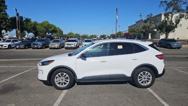 2022 Ford Escape Hybrid SE