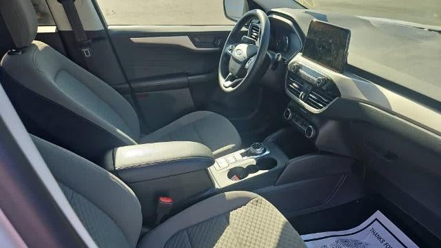 2022 Ford Escape Hybrid SE