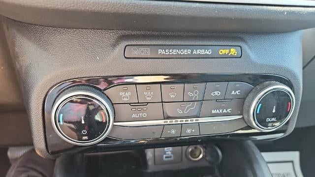 2022 Ford Escape Hybrid SE