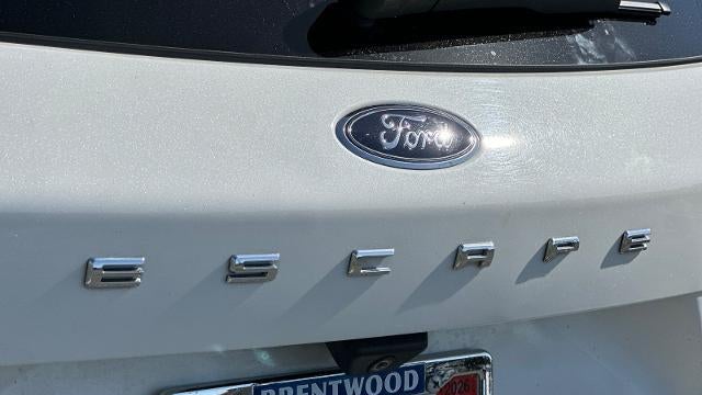 2021 Ford Escape Hybrid SE