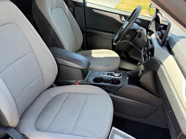 2021 Ford Escape - $20,500
