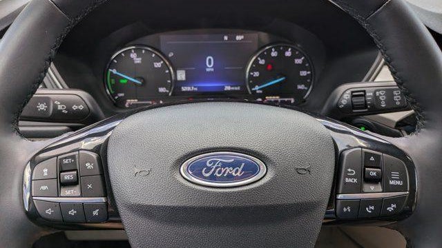 2021 Ford Escape Hybrid SE