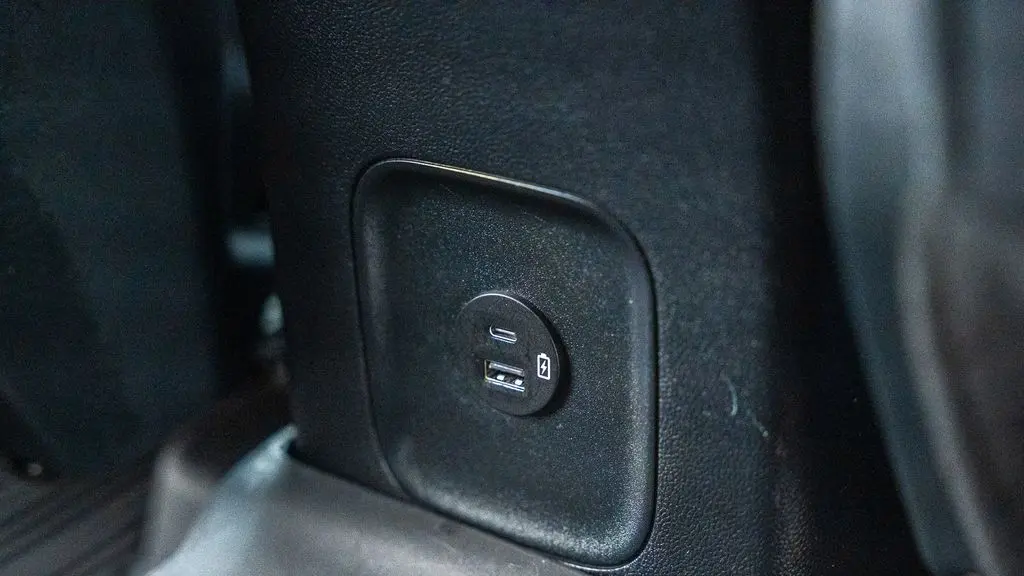 2020 Ford Escape Hybrid SE Sport