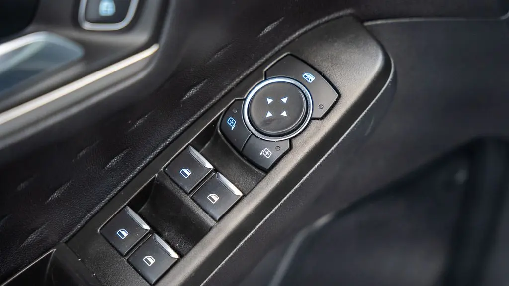 2020 Ford Escape Hybrid SE Sport