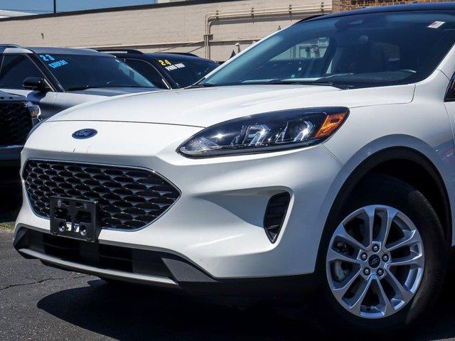 2022 Ford Escape - $20,952