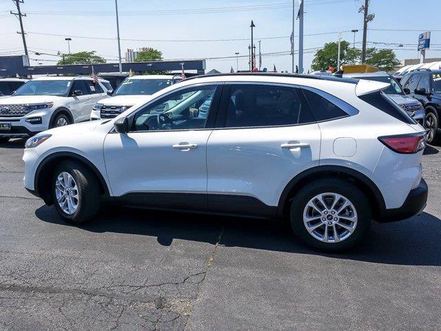 2022 Ford Escape - $20,952