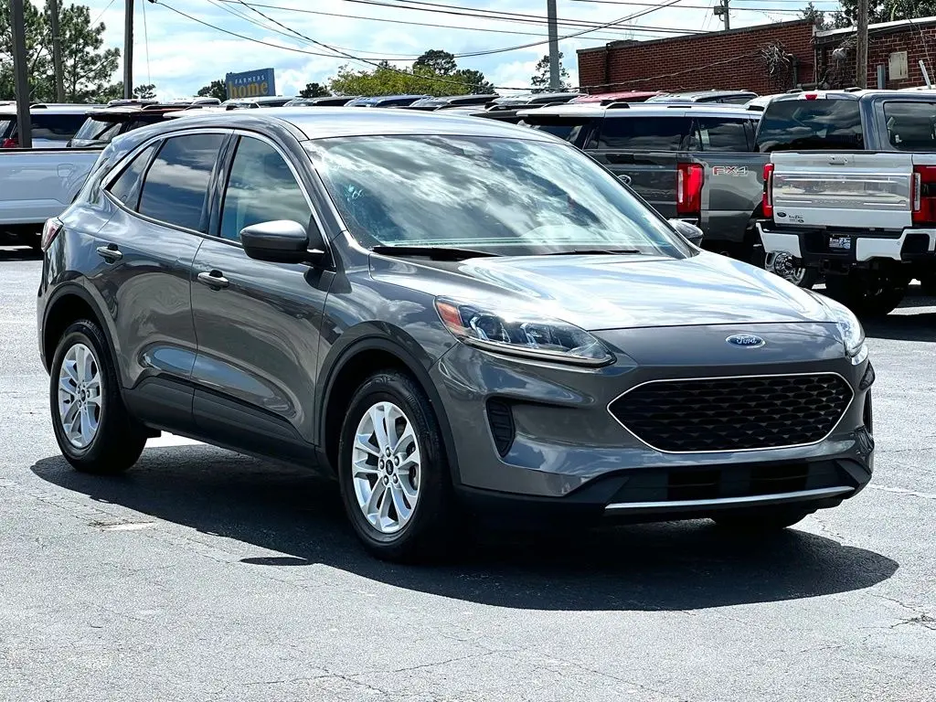 2021 Ford Escape - $21,560