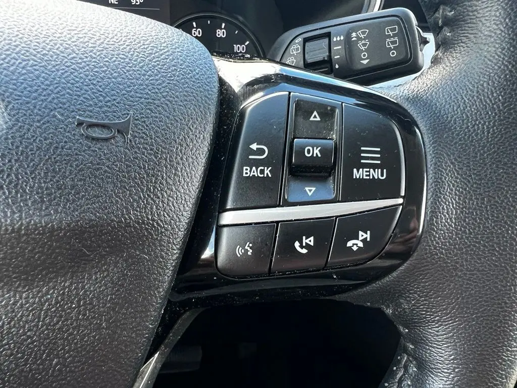 2021 Ford Escape - $21,560