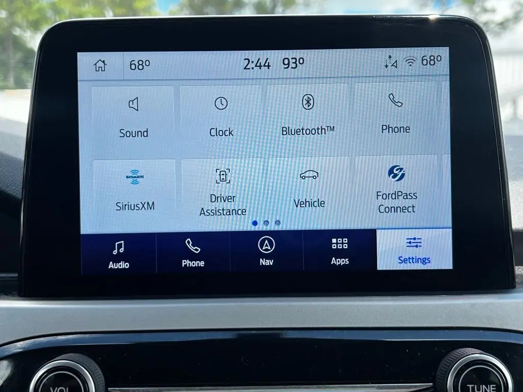 2021 Ford Escape - $21,560