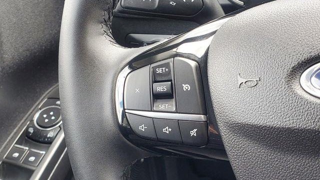 2022 Ford Escape Hybrid SE