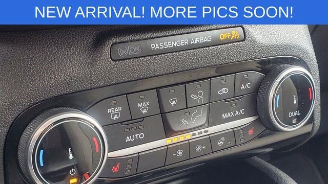 2022 Ford Escape Hybrid SE