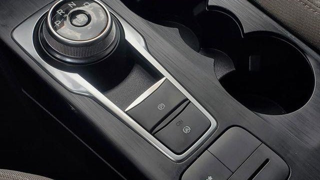 2022 Ford Escape Hybrid SE